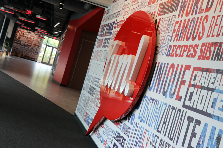 Yum! Brands отчиталась о прогрессе в приоритетных сферах: люди, еда и планета Yum! Brands отчиталась о прогрессе в приоритетных сферах: люди, еда и планета