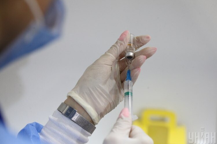 МОЗ дозволило вакцинувати проти COVID-19 дітей із 12 років МОЗ дозволило вакцинувати проти COVID-19 дітей із 12 років