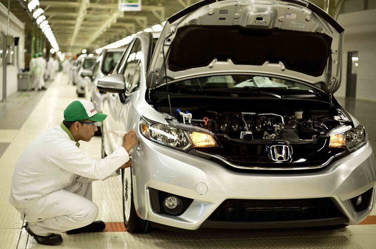 Понад 2000 співробітників Honda подали заявку на достроковий вихід на пенсію Понад 2000 співробітників Honda подали заявку на достроковий вихід на пенсію