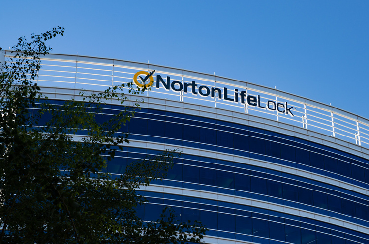Розробник антивірусів NortonLifeLock поглине конкурента Avast за $8,6 млрд Розробник антивірусів NortonLifeLock поглине конкурента Avast за $8,6 млрд