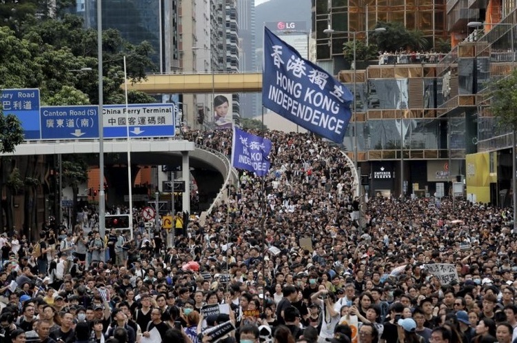 Найбільший в історії Гонконгу опозиційний рух оголосив про саморозпуск