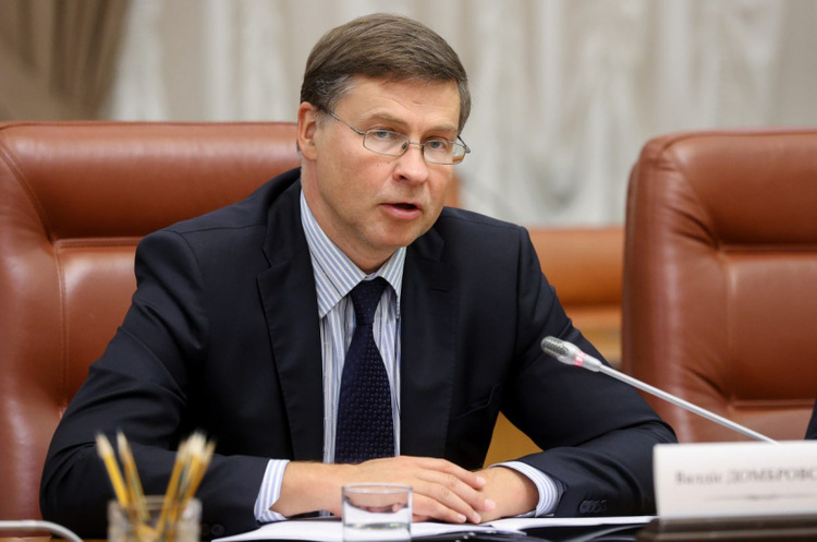 Виконавчий віцепрезидент Європейської Комісії Валдіс Домбровскіс Україна стала четвертим за величиною експортером продовольчої продукції в ЄС за п'ять років