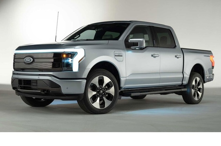 F-150 Lightning Ford подвоїть виробництво електропікапа F-150 через безпрецедентний попит