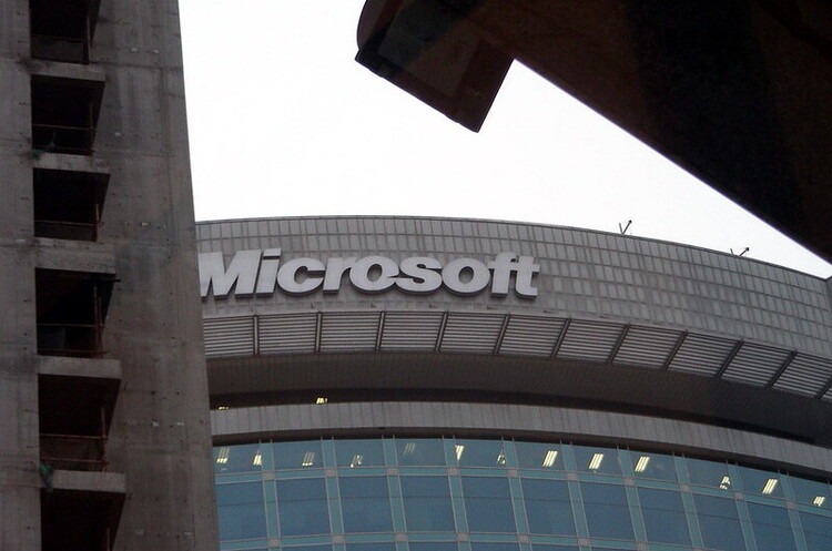 Microsoft попередила тисячі користувачів про компрометацію хмарних баз даних Azure Microsoft попередила тисячі користувачів про компрометацію хмарних баз даних Azure