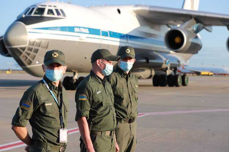 Україна евакуювала з Афганістану понад 650 осіб – МЗС Україна евакуювала з Афганістану понад 650 осіб – МЗС