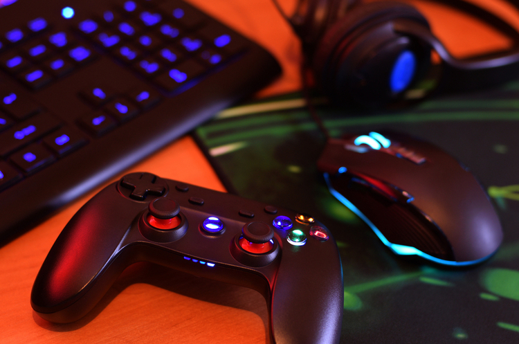   - Tom Horn Gaming:        ,    