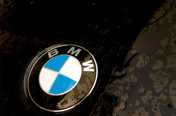 Готуй сани влітку: BMW замовила акумуляторів на $24 млрд Готуй сани влітку: BMW замовила акумуляторів на $24 млрд