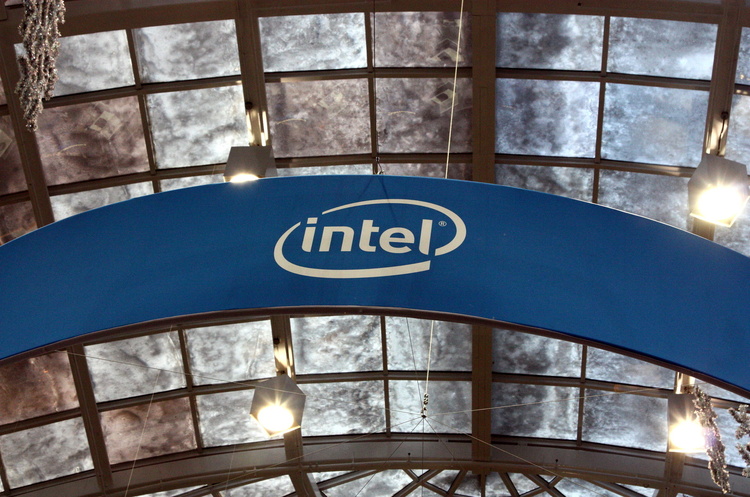 Американська Intel вкладе майже $100 млрд в Європу Американська Intel вкладе майже $100 млрд в Європу
