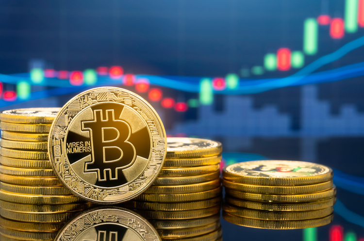фото Shutterstock Криптобіржа Coinbase хотіла запустити новий продукт, але отримала попередження від SEC