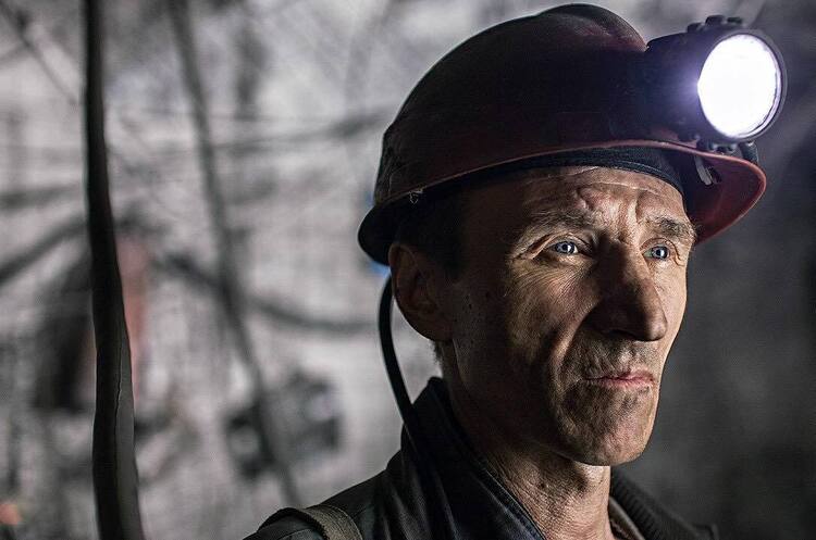 Шахтарям спрямують 261 млн грн на погашення боргу по зарплаті – Волинець Шахтарям спрямують 261 млн грн на погашення боргу по зарплаті – Волинець