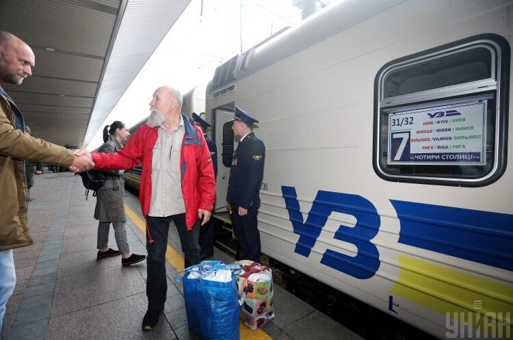 «Укрзалізниця» буде збитковою за будь-якого розвитку економіки – Мінфін «Укрзалізниця» буде збитковою за будь-якого розвитку економіки – Мінфін