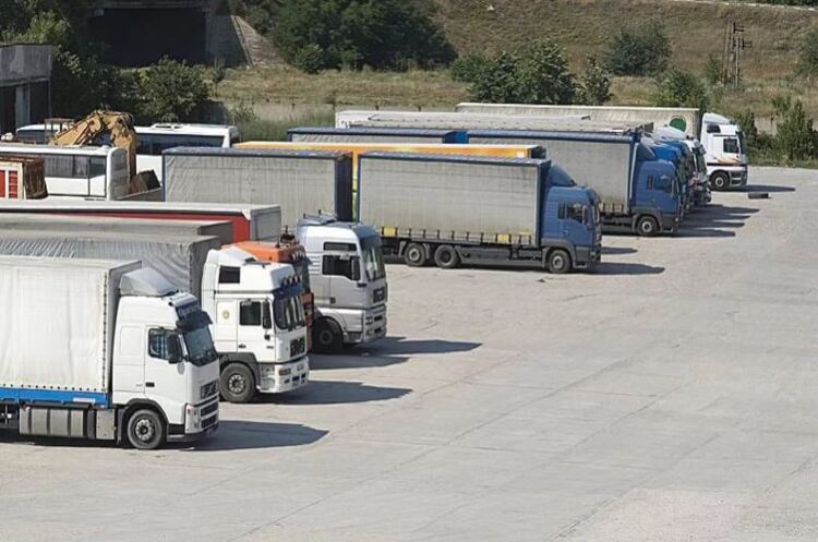 фото DR Єврокомісія виділить мільйони на будівництво безпечних автостоянок по всьому ЄС через кожні 100 км