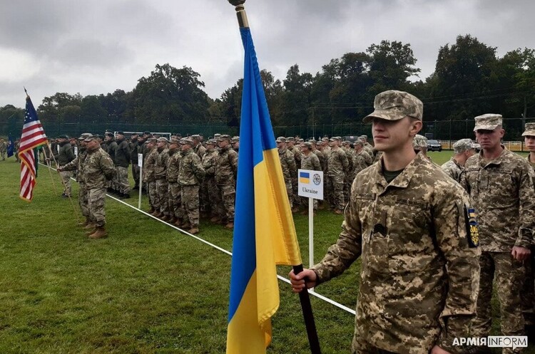 На Львівщині стартували українсько-американські навчання «Репід Трайдент – 2021» На Львівщині стартували українсько-американські навчання «Репід Трайдент – 2021»
