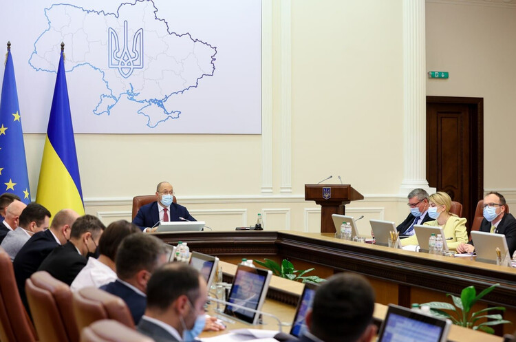 Уряд у середу розгляне питання введення плати за користування дорогами Уряд у середу розгляне питання введення плати за користування дорогами