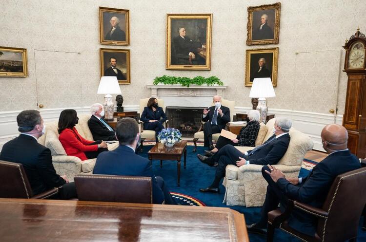 Twitter President Biden @POTUS США збирають саміт по COVID-19 і пожертвують світу ще 500 млн доз вакцини Pfizer