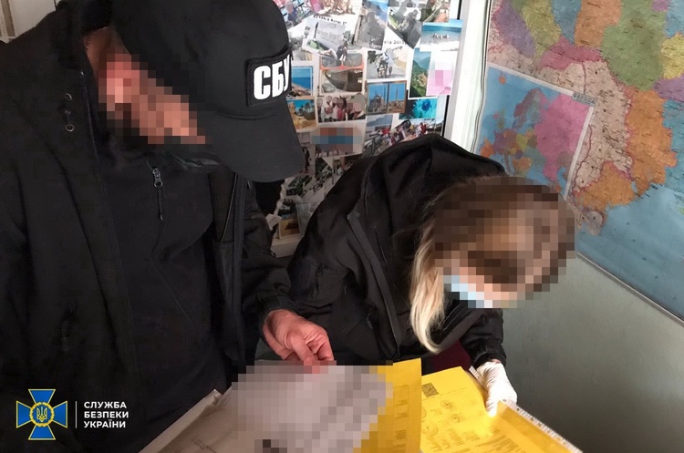 СБУ заблокувала схему підробки та збуту міжнародних COVID-сертифікатів СБУ заблокувала схему підробки та збуту міжнародних COVID-сертифікатів