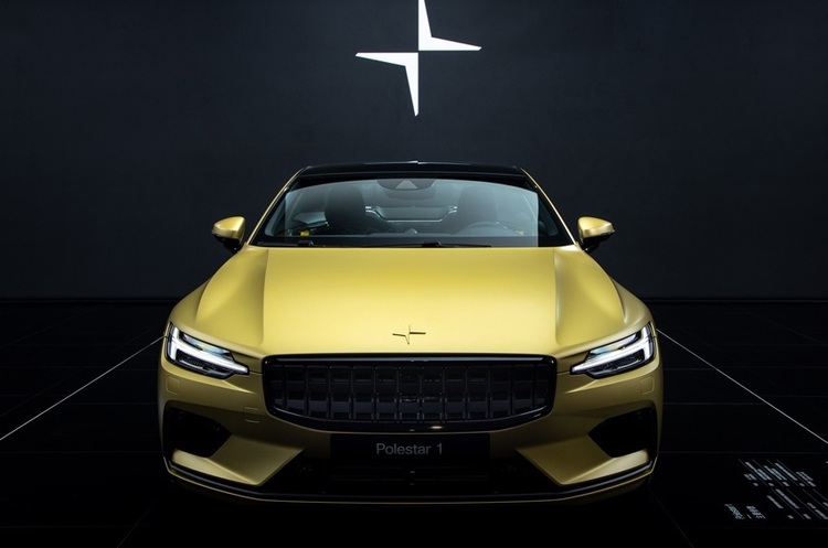 Шведський виробник електрокарів Polestar з інвестиціями Ді Капріо виходить на біржу