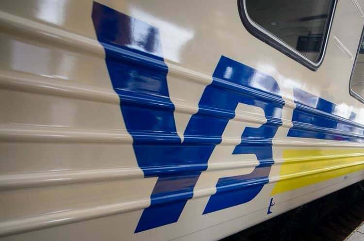 На французькі локомотиви планують встановлювати українські автозчеплення і сигнальні системи На французькі локомотиви планують встановлювати українські автозчеплення і сигнальні системи