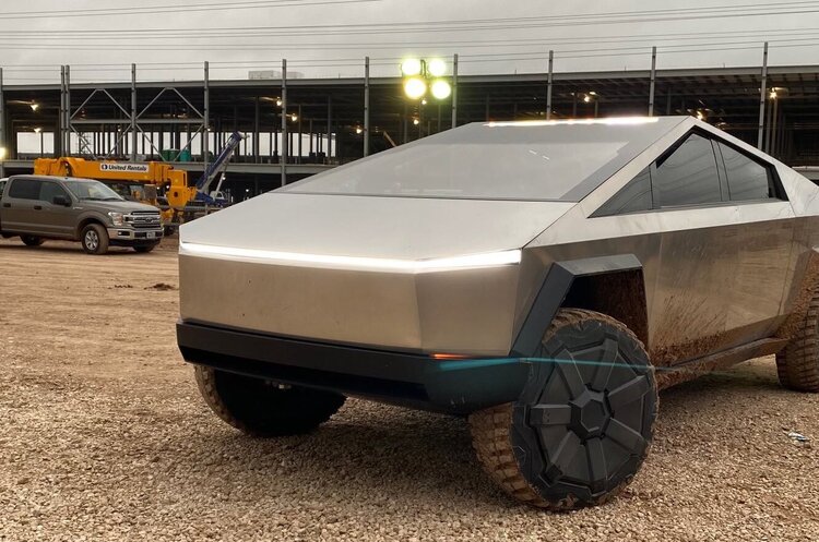 фото DR Tesla випускатиме пиво під власним брендом на своїй Gigafactory в Німеччині