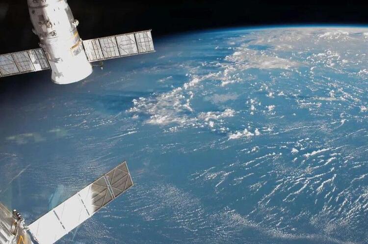 фото DR Приватні інвестиції в космічні компанії тільки в 2021 році перевалили за $10 млрд