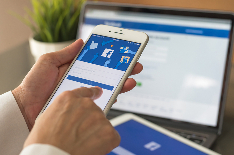 Facebook планує ребрендинг компанії під новою назвою Facebook планує ребрендинг компанії під новою назвою