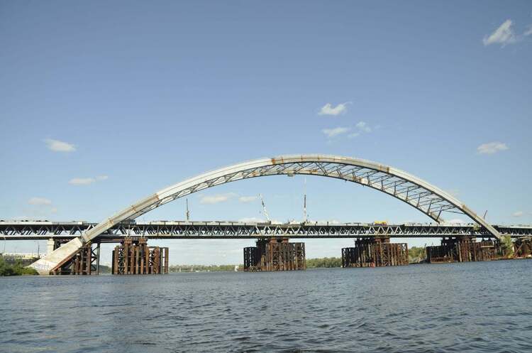 Справа Подільського мосту: прокуратура передала АРМА понад 8 млн грн
