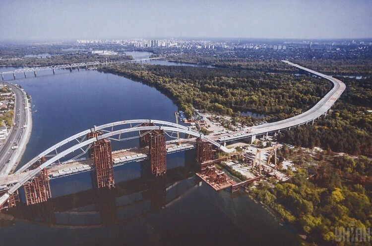 АМКУ оштрафував дві компанії на 183 млн грн за змову на торгах із будівництва Подільського мосту АМКУ оштрафував дві компанії на 183 млн грн за змову на торгах із будівництва Подільського мосту