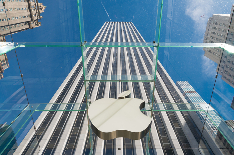 Apple дозволить передавати інформацію з iCloud у спадок