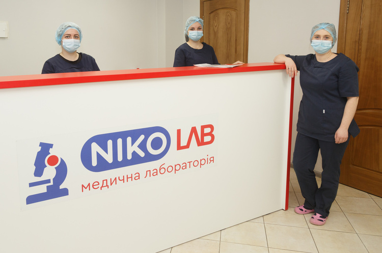 Як відкрити медлабораторію: Один день із життя Nikolab