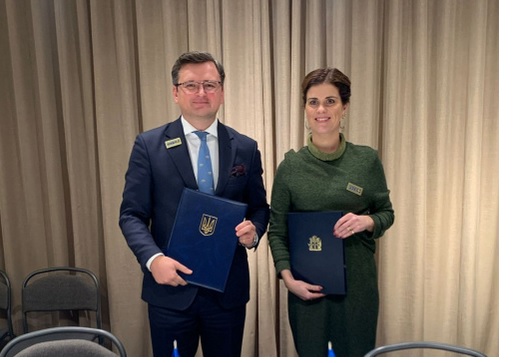 Україна та Ісландія підписали угоду про повітряне сполучення між країнами