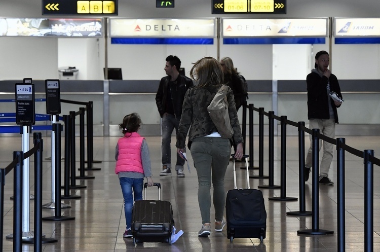 Термін дії тесту для в'їзду до США зменшили до одного дня Термін дії тесту для в'їзду до США зменшили до одного дня