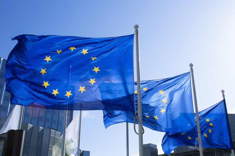 Країни ЄС витратили рекордні 200 млрд євро на оборону у 2020 році Країни ЄС витратили рекордні 200 млрд євро на оборону у 2020 році