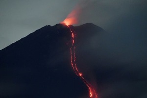 Вулкани-вбивці 2021 року: як вивергалися Семеру, Ньїрагонго та Кумбре-В'єха