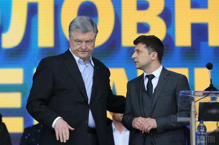 Народний депутат Петро Порошенко та президент Володимир Зеленський Верховний Суд викликає президента як відповідача на засідання за позовом Порошенка