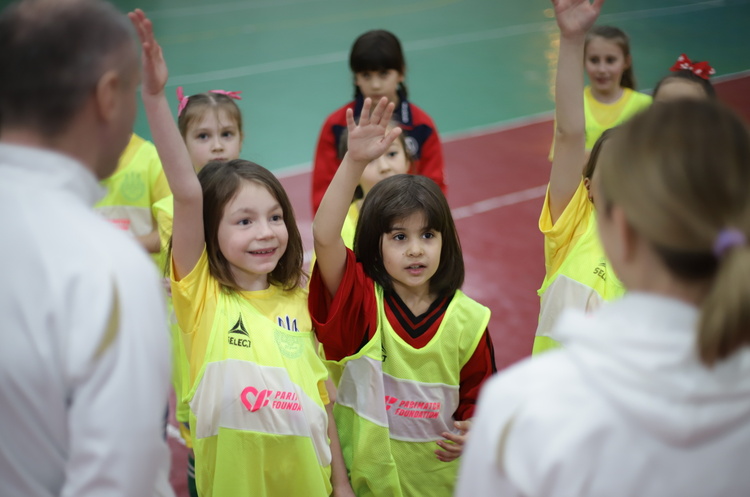 Тренировки по футзалу для девушек стартовали в Славутиче