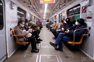 Транспорт у Києві працюватиме на дві години довше в новорічну ніч