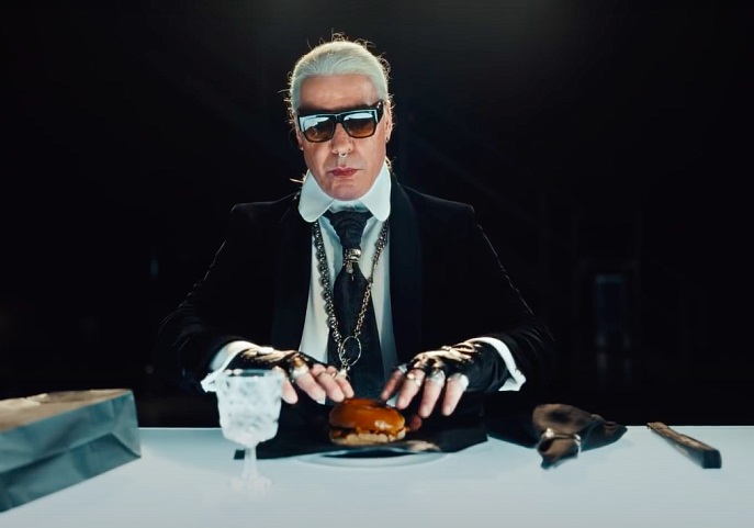 фото LikeMeat Фронтмен Rammstein Тілль Ліндеманн знявся у рекламі рослинного м'яса LikeMeat (ВІДЕО)