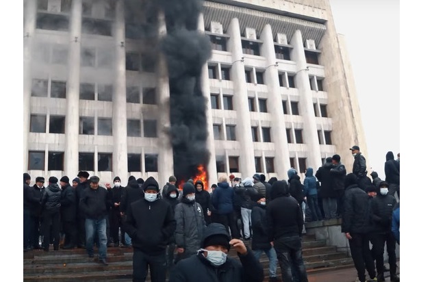 фото DR Влада Казахстану припинила називати столицю країни Нур-Султаном