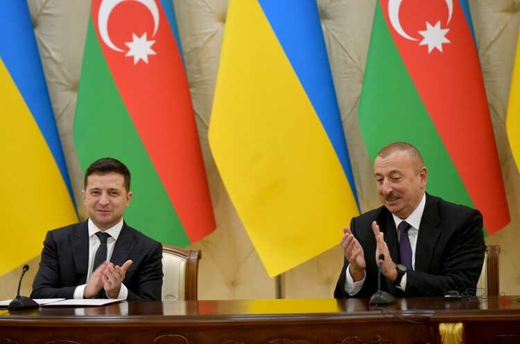 Україна та Азербайджан підписали шість двосторонніх документів