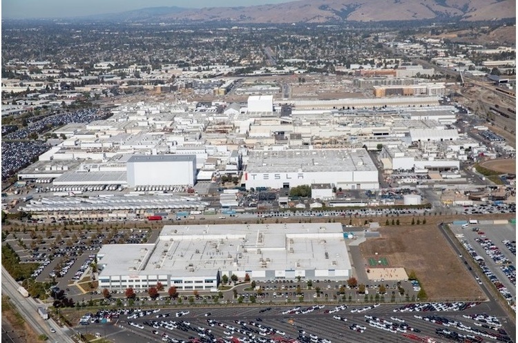 Фабрика Tesla в Каліфорнії отримала нагороду як найбільш продуктивна в США