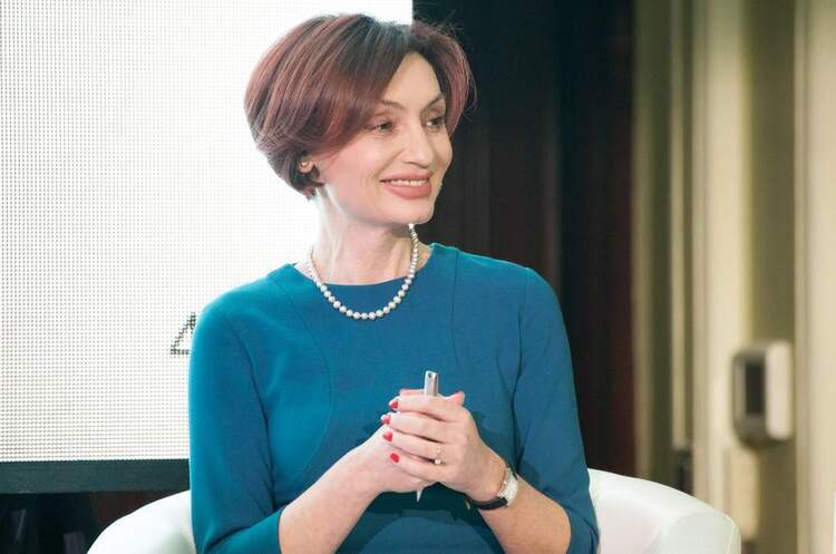 Катерина Рожкова Верховний Суд визнав догану Рожковій від Ради НБУ незаконною