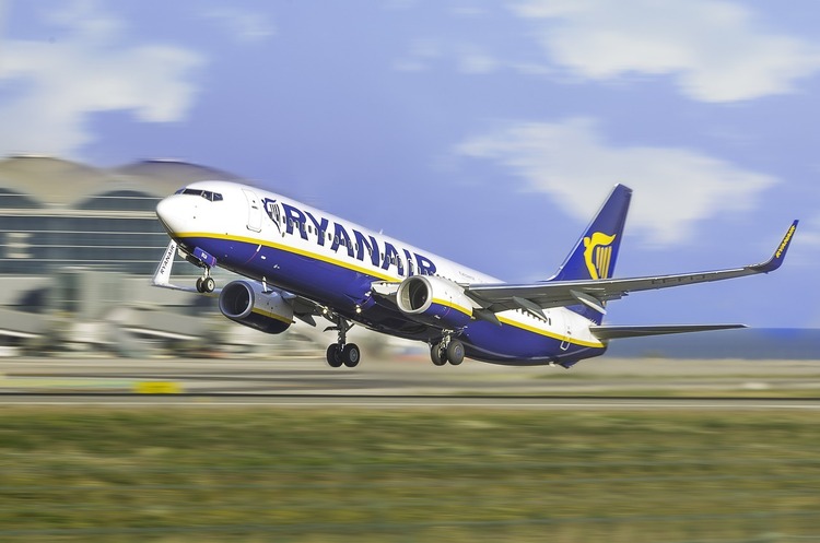 Ryanair не планує обмежувати польоти в Україну Ryanair не планує обмежувати польоти в Україну