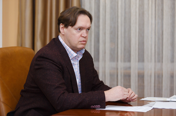 Дмитро Сенниченко Верховна Рада прийняла відставку голови ФДМ