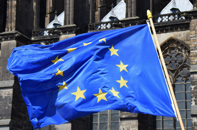 Країни ЄС погодили перший пакет санкцій проти Росії у відповідь на визнання «Л/ДНР» Країни ЄС погодили перший пакет санкцій проти Росії у відповідь на визнання «Л/ДНР»