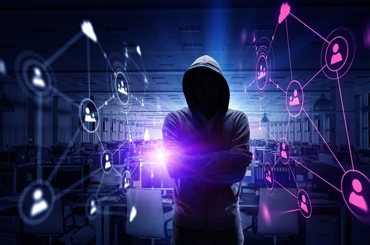 фото Shutterstock Шість країн направили експертів в Україну для боротьби з російськими кібератаками