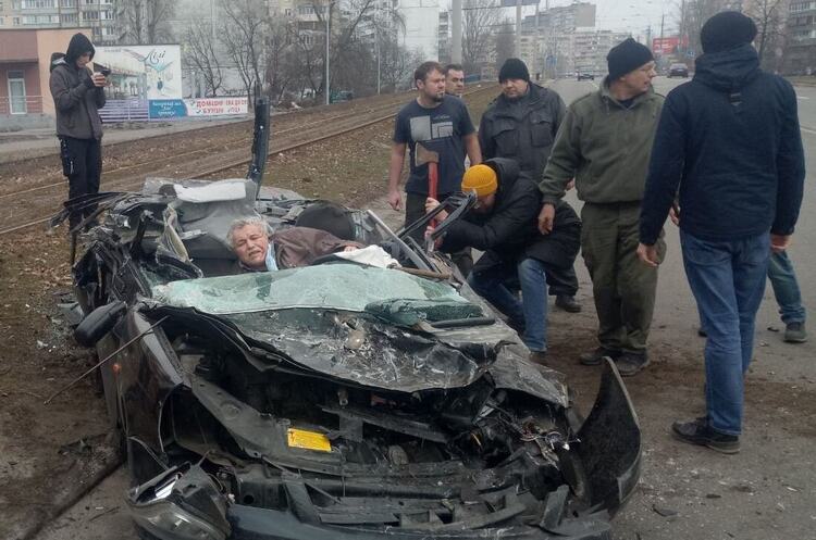 Резніков закликав українців поширювати інформацію про злочини загарбників Резніков закликав українців поширювати інформацію про злочини загарбників