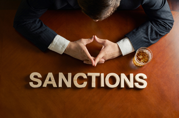 Європейські санкції торкнуться всієї російської верхівки та найприбутковіших галузей промисловості