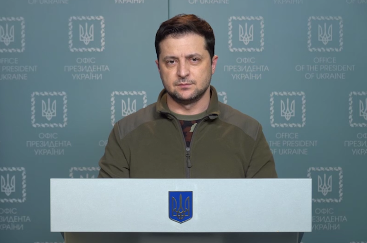 Президент Володимир Зеленський Учасників бойових дій звільнять з-під варти для участі в найгарячіших точках війни – Зеленський