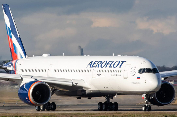 Росія скасувала всі авіарейси за кордон Росія скасувала всі авіарейси за кордон