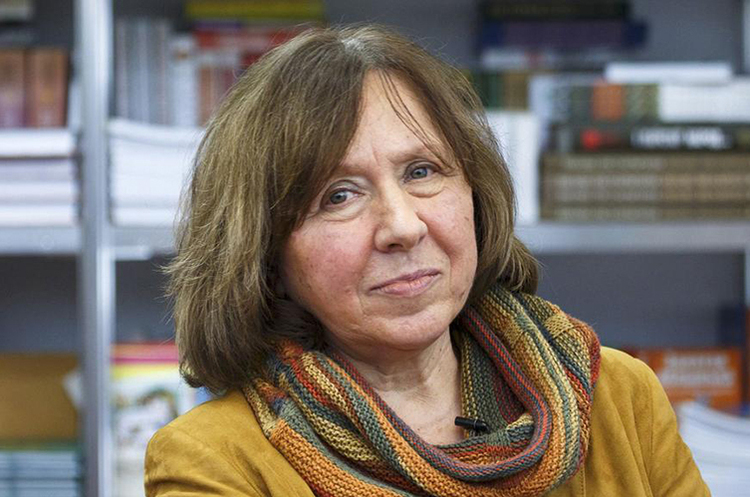 Нобелівська лауреатка Світлана Алексієвич. Світлана Алексієвич: Війна Росії проти України гірша за Другу світову війну
